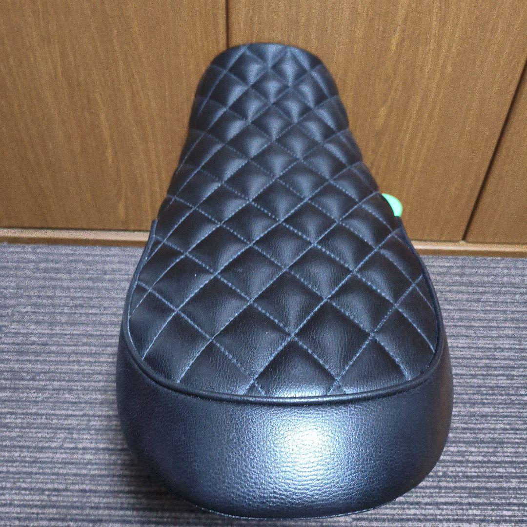 250TR クラシックフラットシート ブラック/ダイヤ