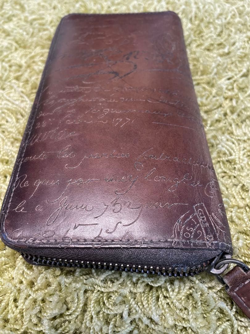 ベルルッティ長財布 カリグラフィ