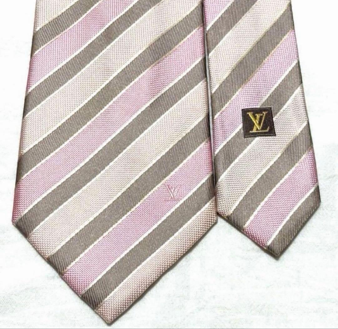 LOUIS VUITTON ルイヴィトン ネクタイ 光沢ピンク　ストライプ極美品