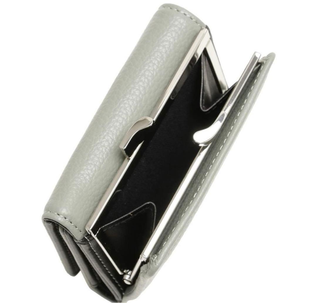 ヴィヴィアン　折り財布