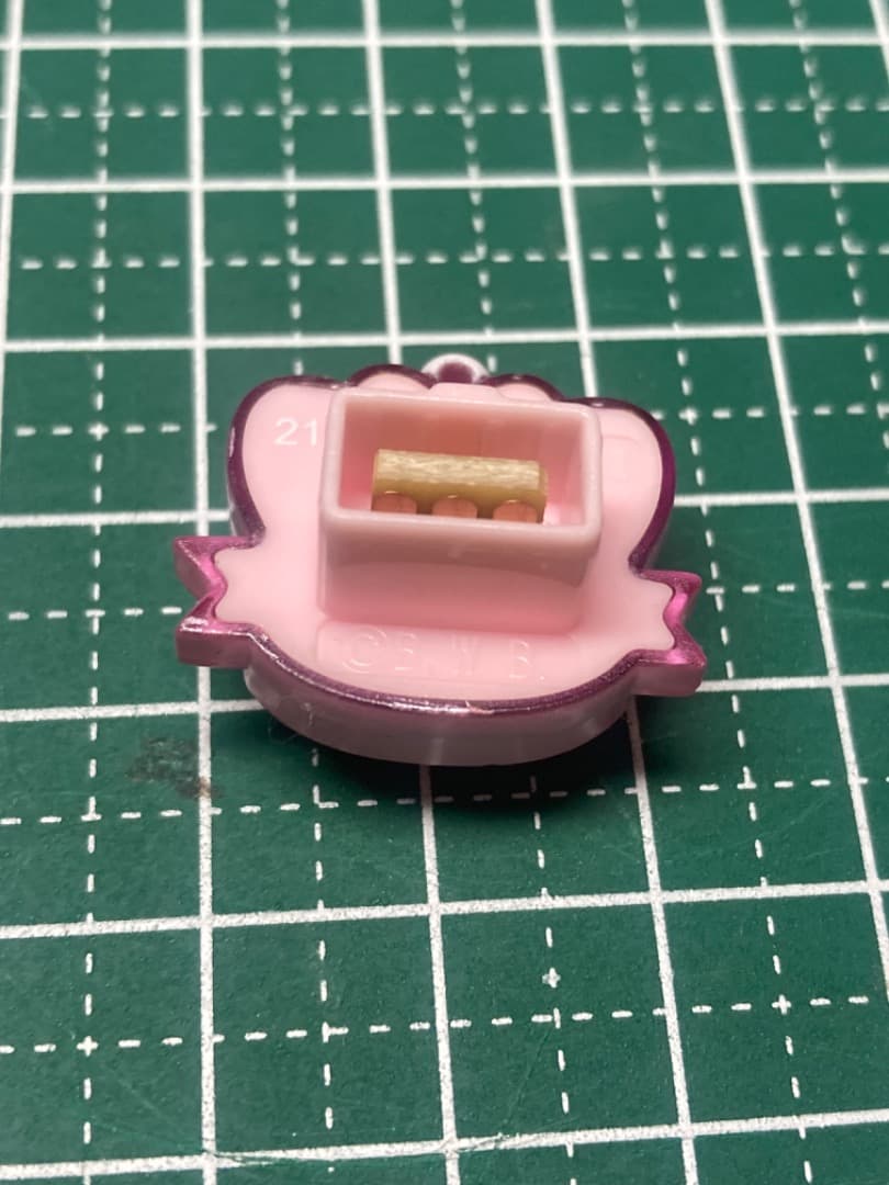 たまごっちピース たまデコピアス ミラクライズver.