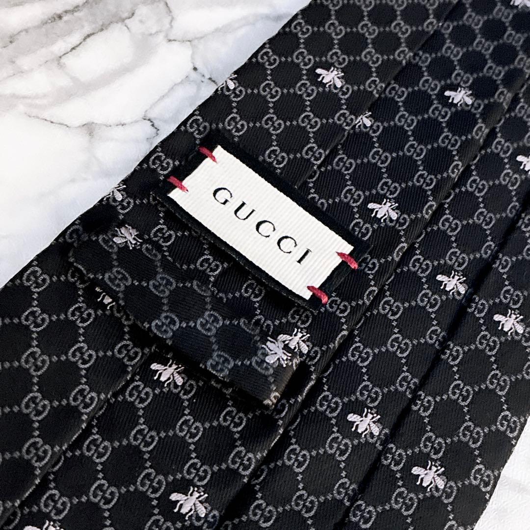 ✨未使用キレイ✨GUCCI 現行　GG柄　蜂　総柄　ブラック　ネクタイ