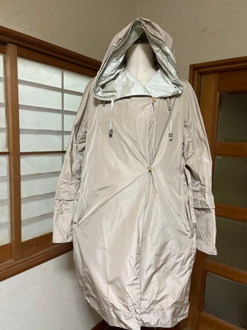 春物　軽量マックスマーラ　リバーシブルコート