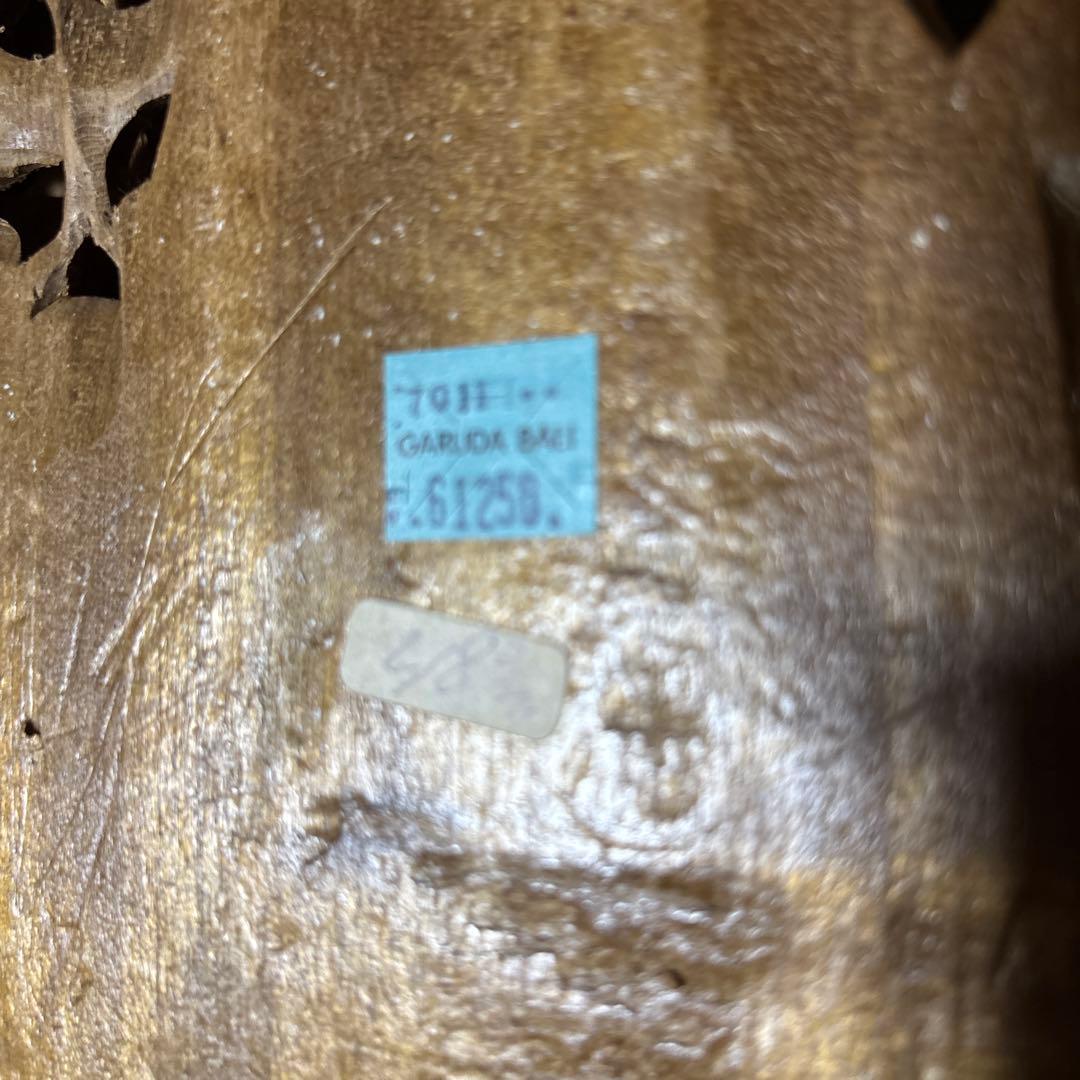 バリ島 GARUDAショップ購入 ヴィンテージ木彫り壁掛けアート（人物と鹿）