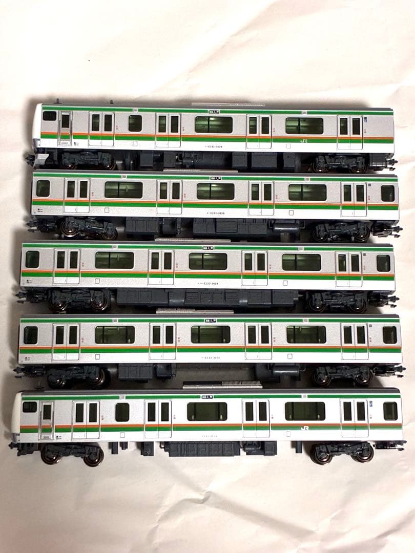 E233系3000番台東海道線　付属編成5両　kato ライト点灯動力動作確認済