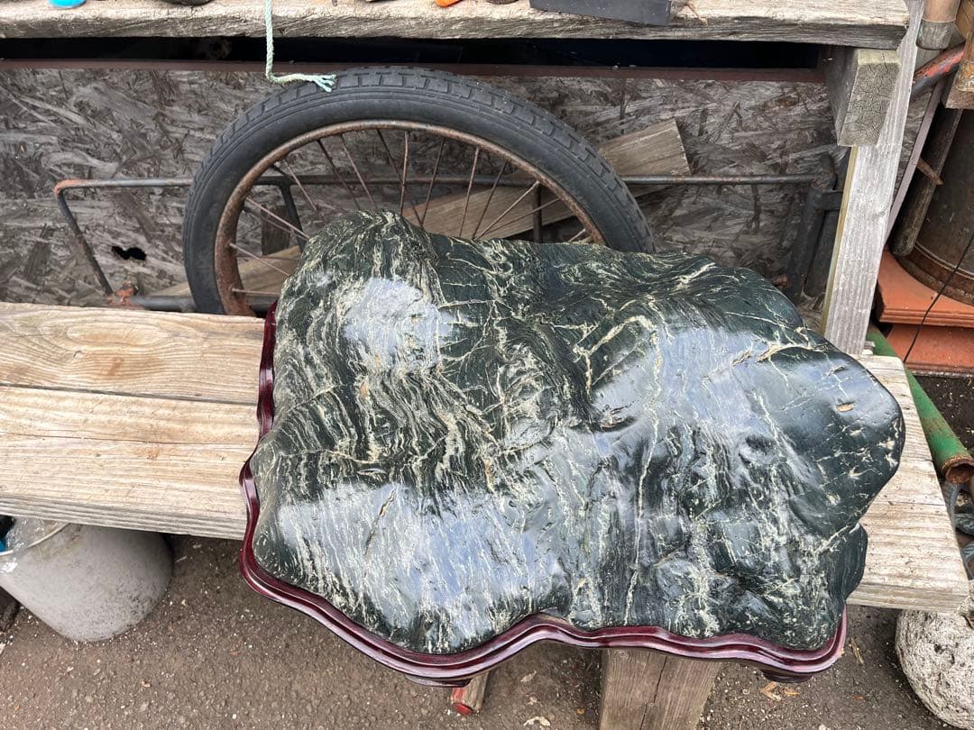 神居古潭石、神居古潭山波石、水石 水石展示会用、特大古潭山波石、初心石