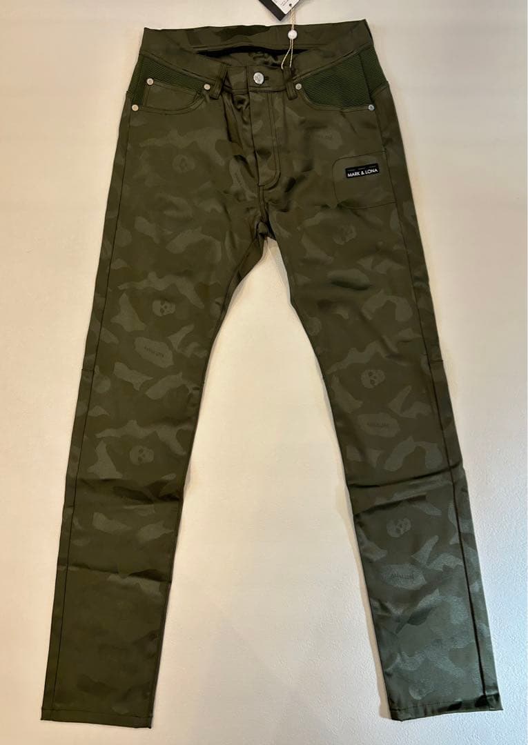 MARK & LONA パンツ 新品タグ付き