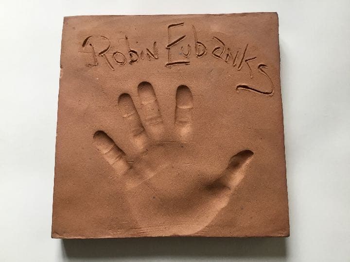 Robin Eubanks の手型。