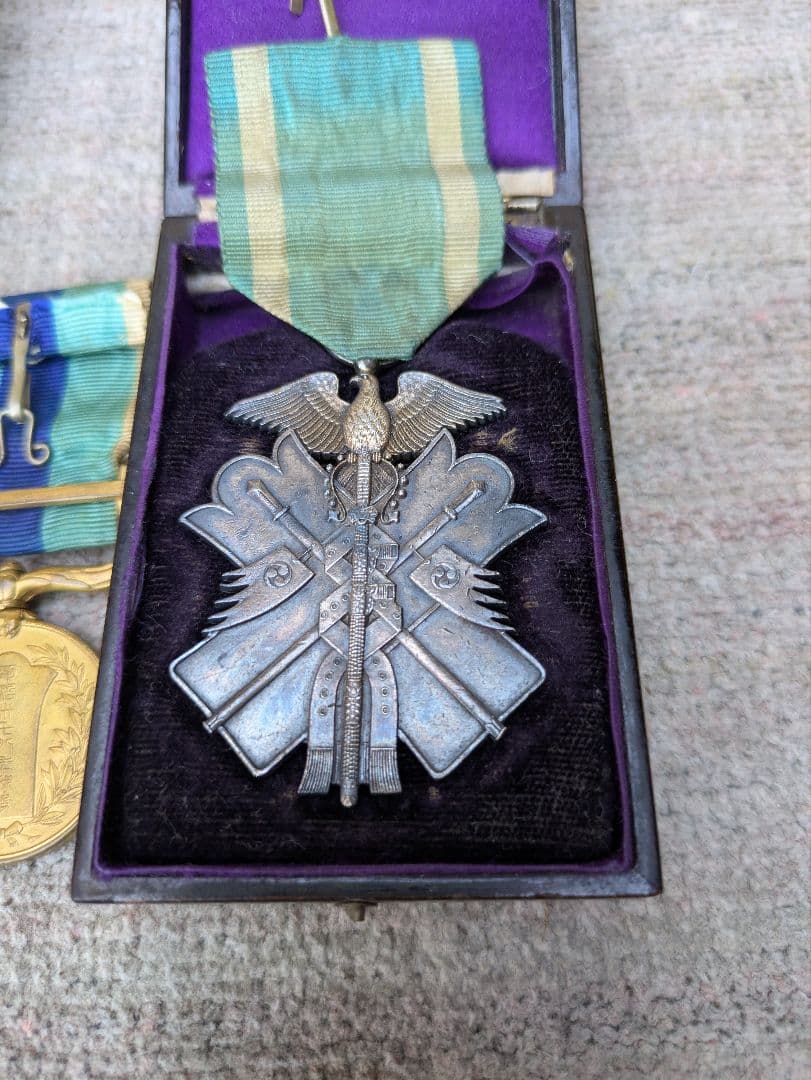 旧日本軍勲章 　功七級金鵄章　ほか6点一括で