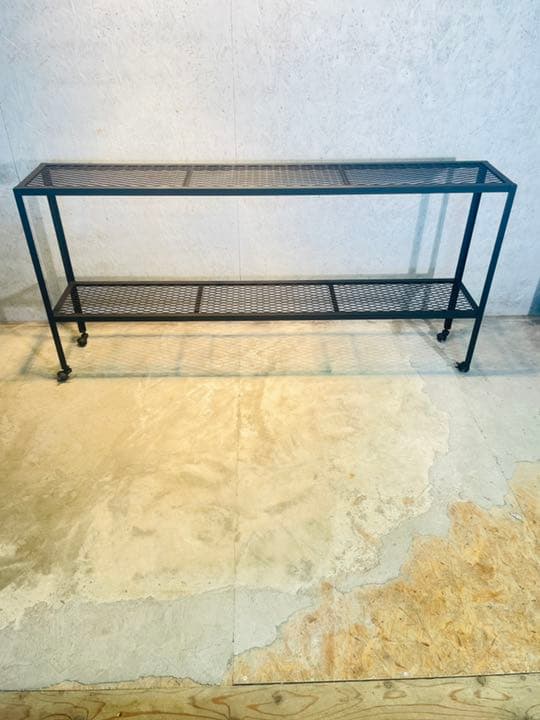 フルオーダー　ボタニカルラック　店舗什器　塊根植物や店舗のディスプレイなどに