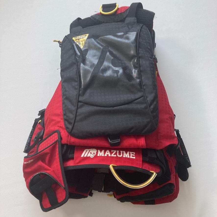 和樹　mazume　レッドムーンライフジャケット フローティングベスト