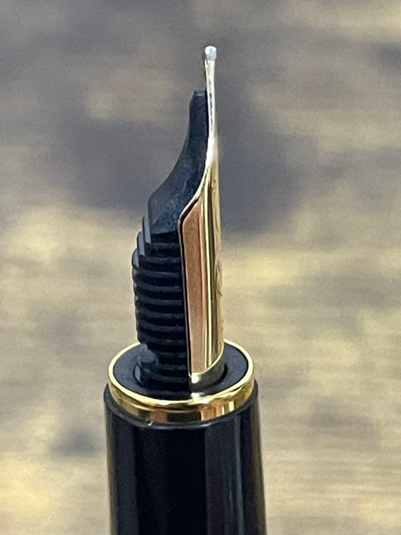 新品未使用　シール付 字幅F モンブラン　ノブレス　オブリージュ　万年筆　備品付