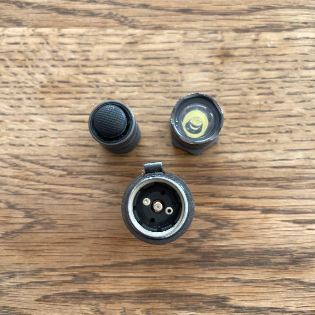 SureFire L1 Digital フラッシュライト