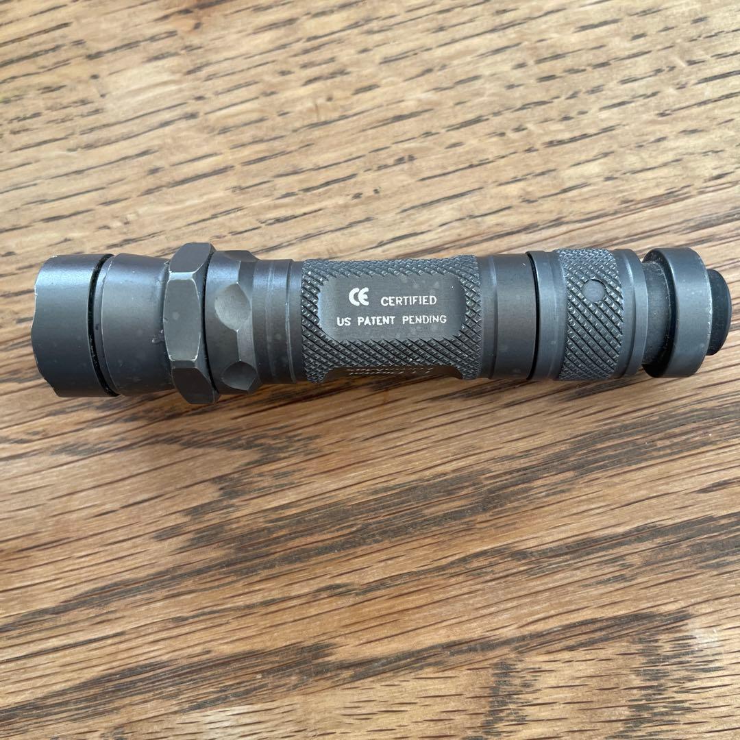SureFire L1 Digital フラッシュライト