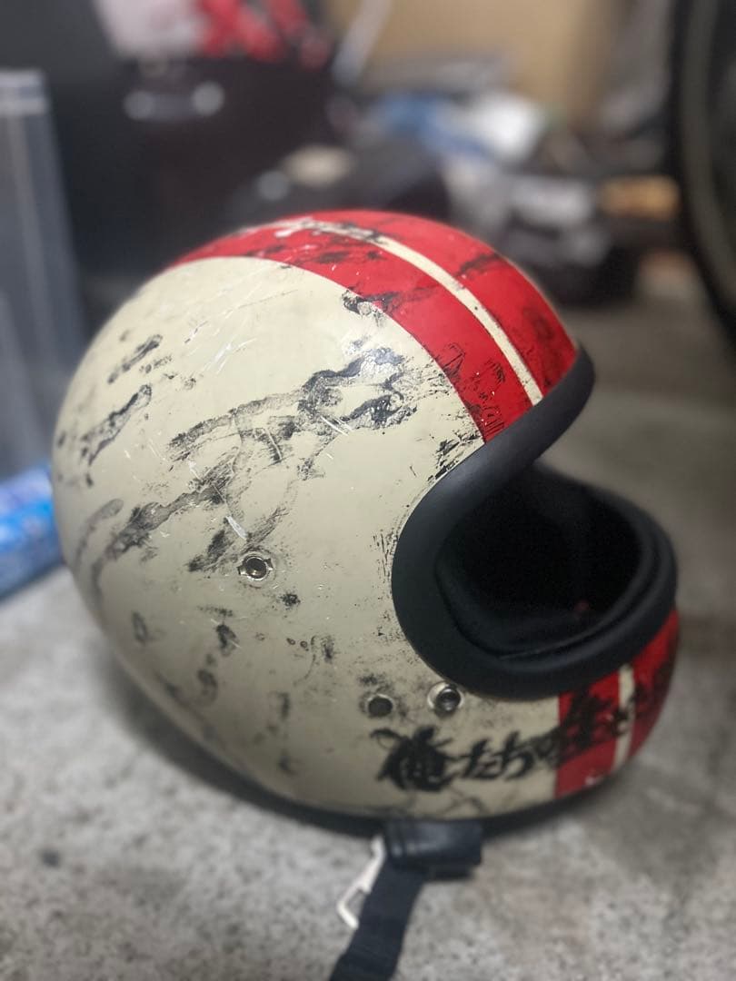 族ヘル ナックルライン 赤 アイボリー ヘルメット バイク ヤラレ やれ仕様