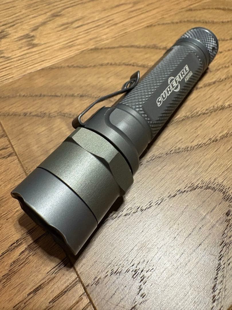 シュアファイア エグゼクティブエリートハードアナダイズドSUREFIRE E2e