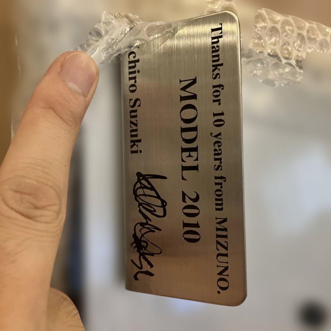 イチローICHIRO MODEL 2010 プレミアムレプリカ　グラブ　グローブ