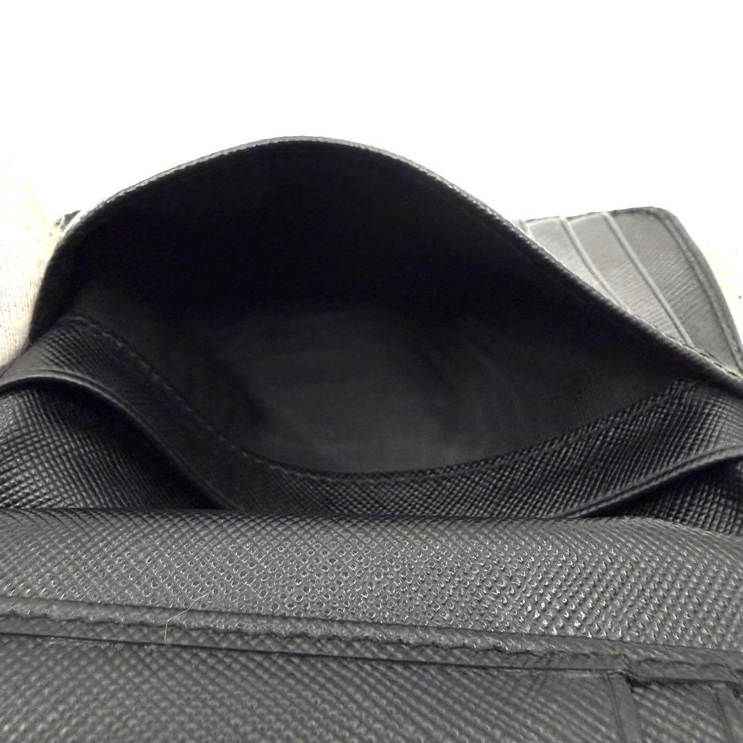 PRADA 二つ折り財布　GDロゴ金具　サフィアーノレザー　L字ファスナー