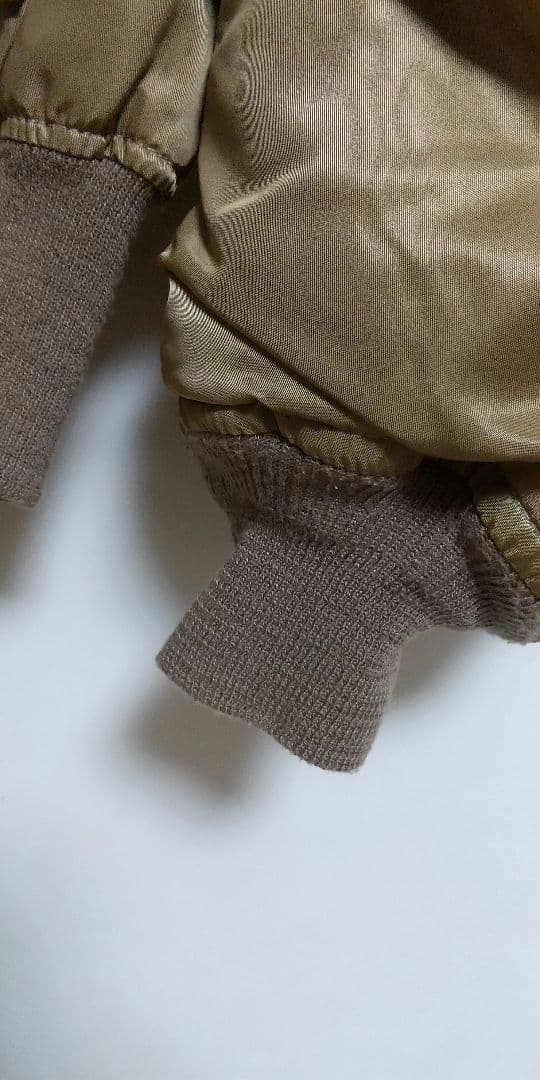 AVIREX MA-1　希少色ゴールド