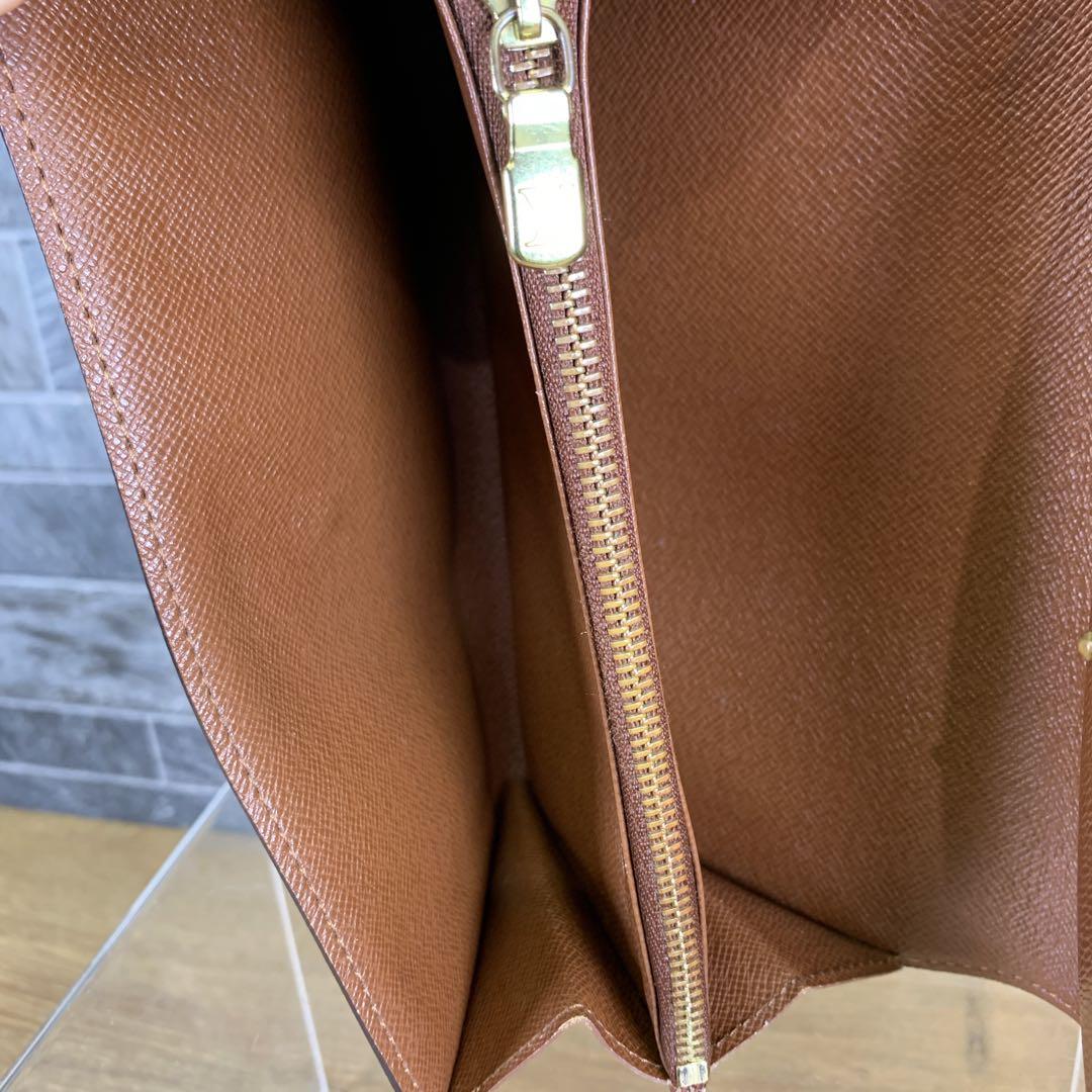 LOUIS VUITTON ルイヴィトン モノグラム　長財布　ポルトフォイユ