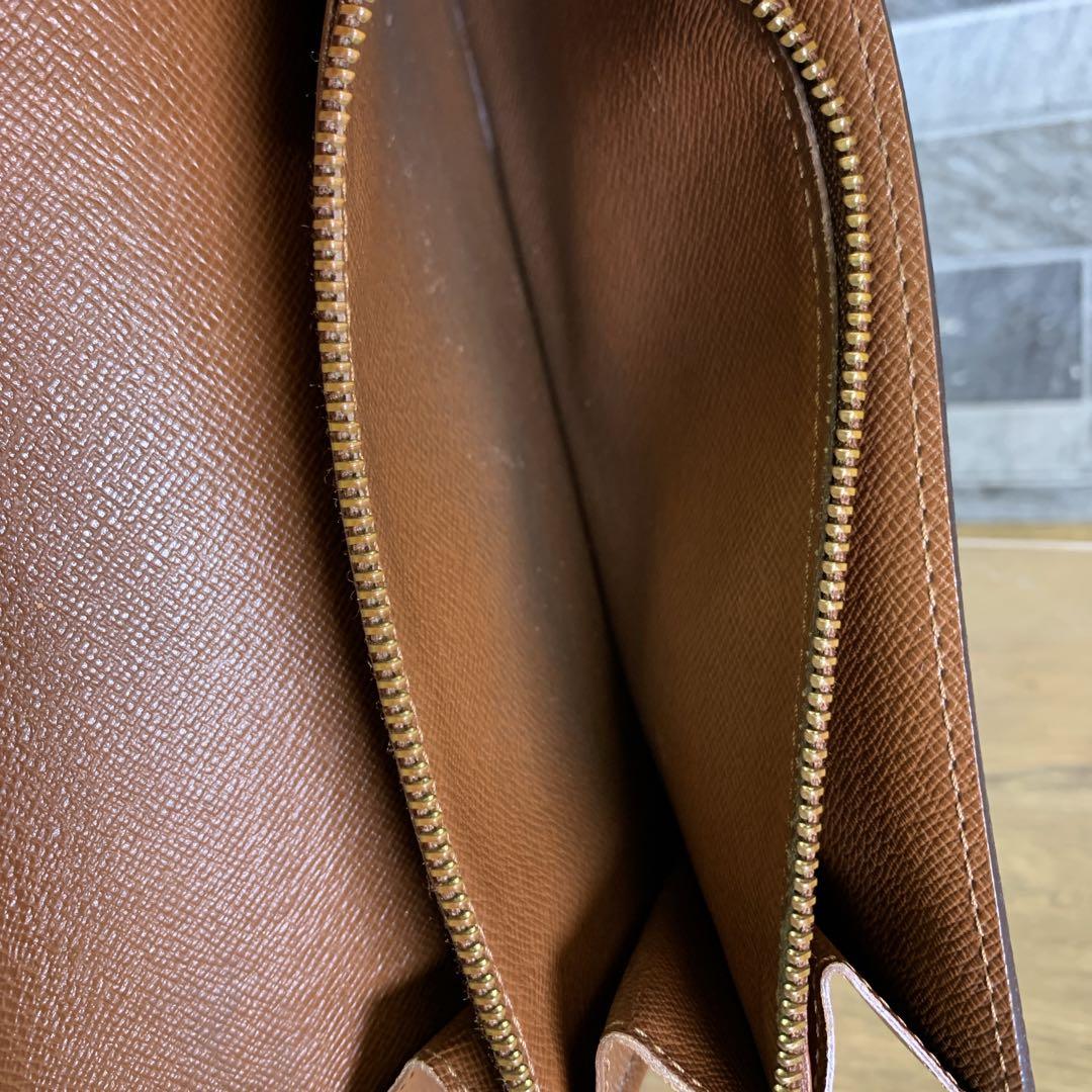 LOUIS VUITTON ルイヴィトン モノグラム　長財布　ポルトフォイユ