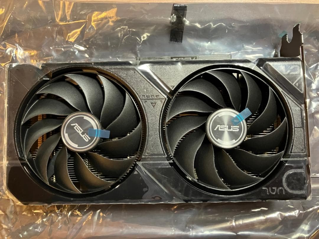 感*謝様 ASUS Radeon RX7600 OC Edition 8GB
