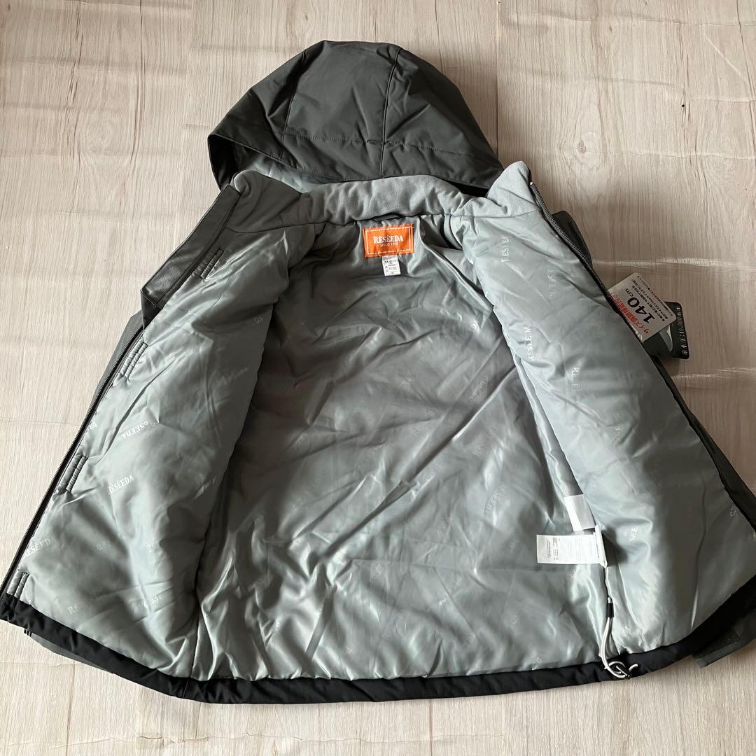 7C✨現行 新品未使用RESSEDA✨スキーウェア 上下セット キッズ140