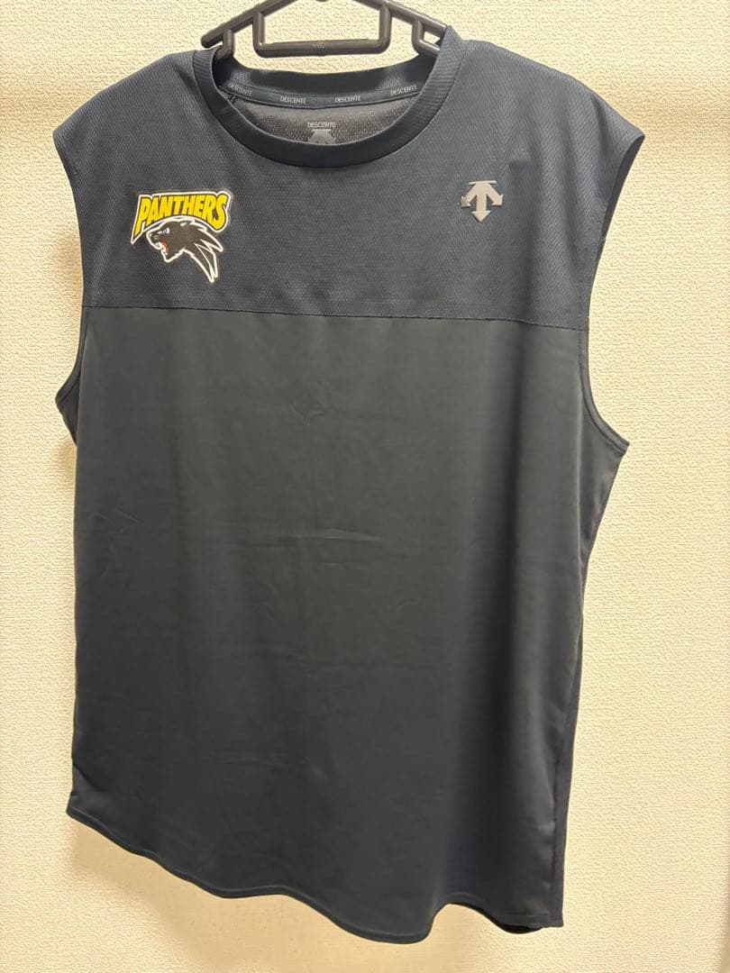 DESCENTE ノースリーブシャツ ブラック PANTHERS