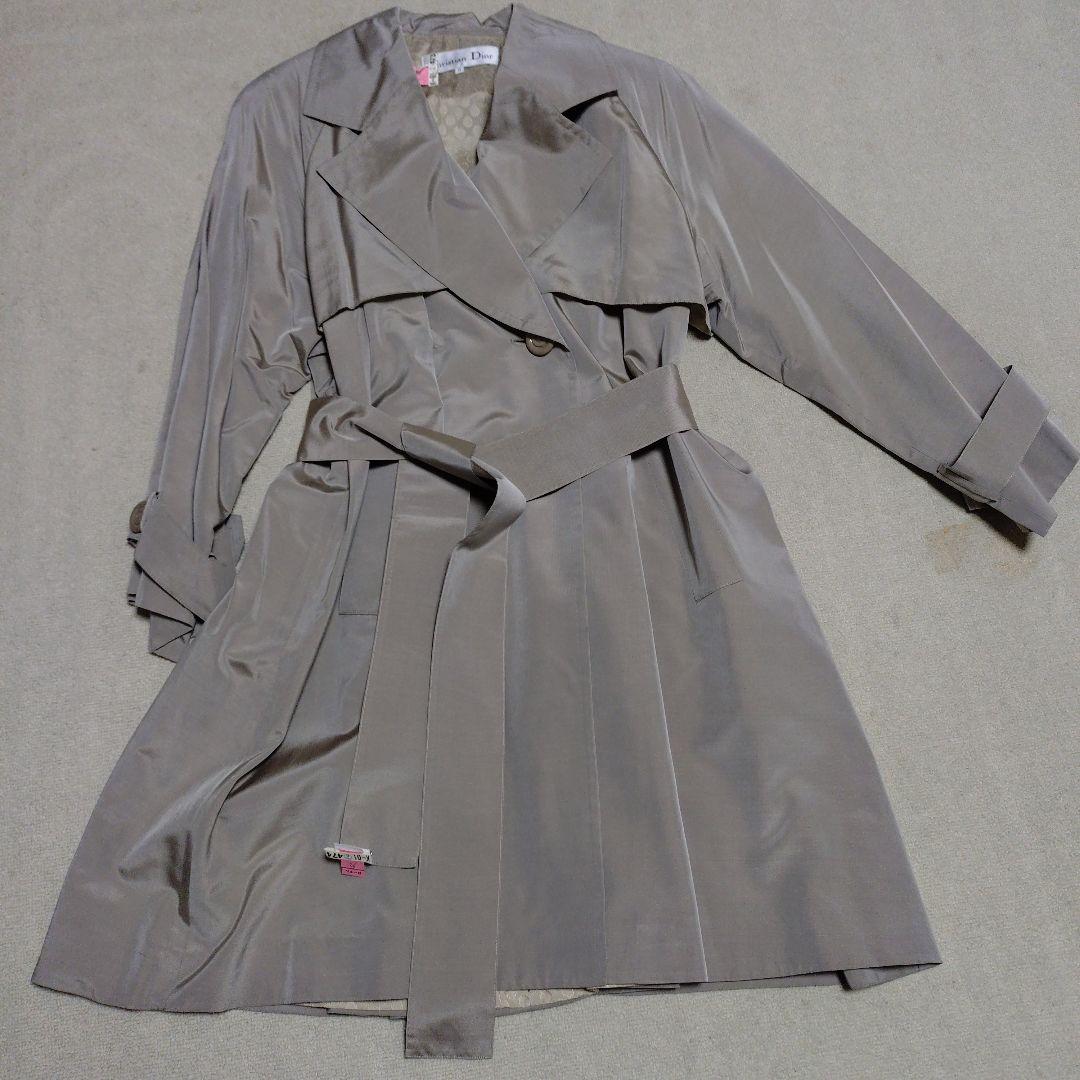 ヴィンテージChristian Dior グレー トレンチコート　サテン仕上げ