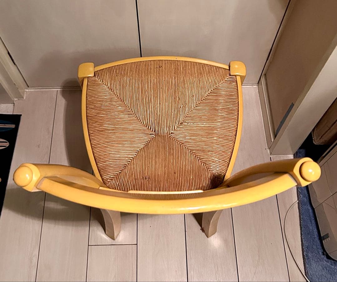 ビンテージ　イエロー　木製ラッシュシートチェア②