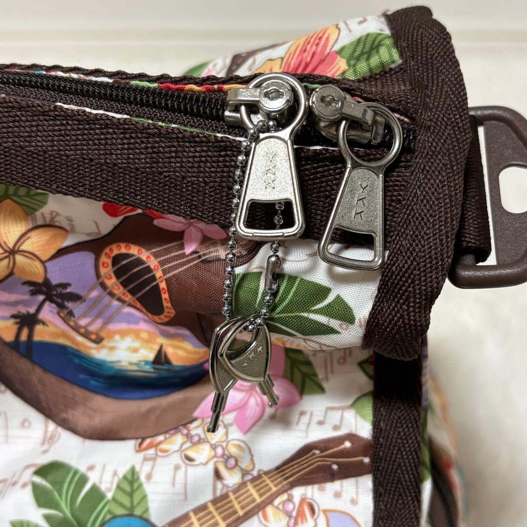 ハワイ限定 レスポートサック ボストンバッグ ウクレレ柄