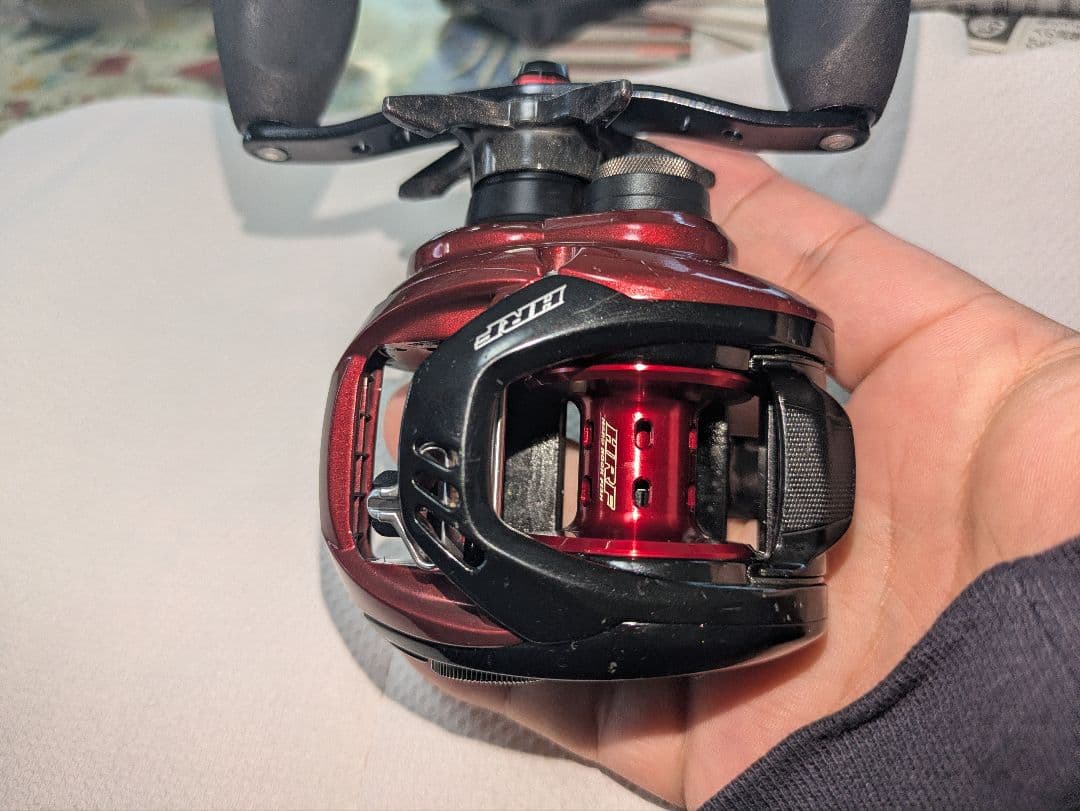 DAIWA ダイワ 20 HRF PE スペシャル 8.1R-TW ハンドル交換