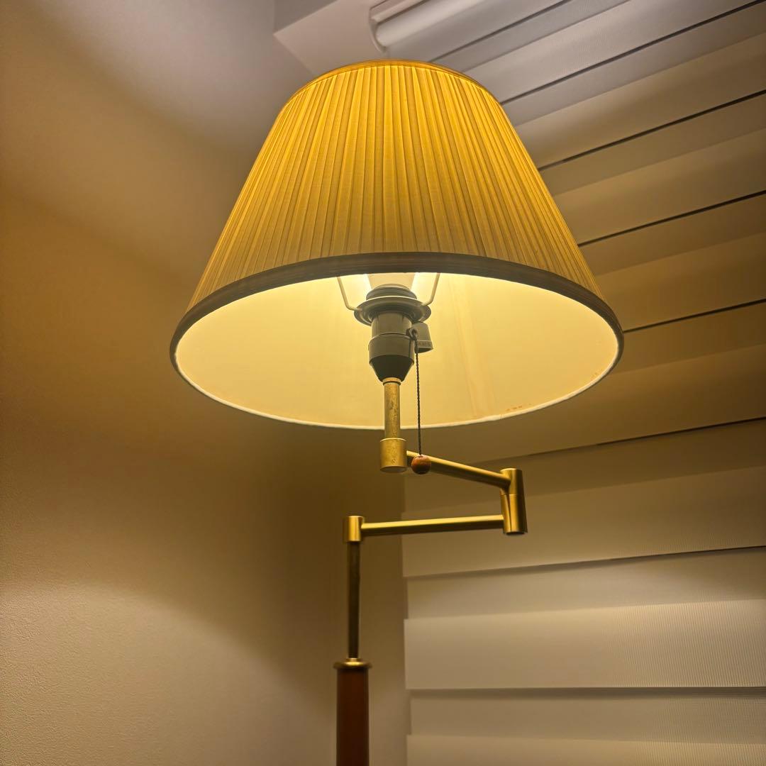 ヴィンテージ スイングアーム フロアスタンド IDC大塚家具 村上工作所社製