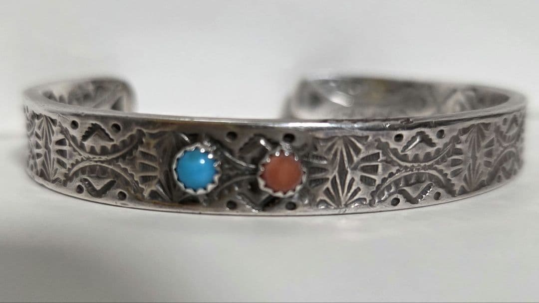 おーちゃんインディアンジュエリー レイアダカイ バングル