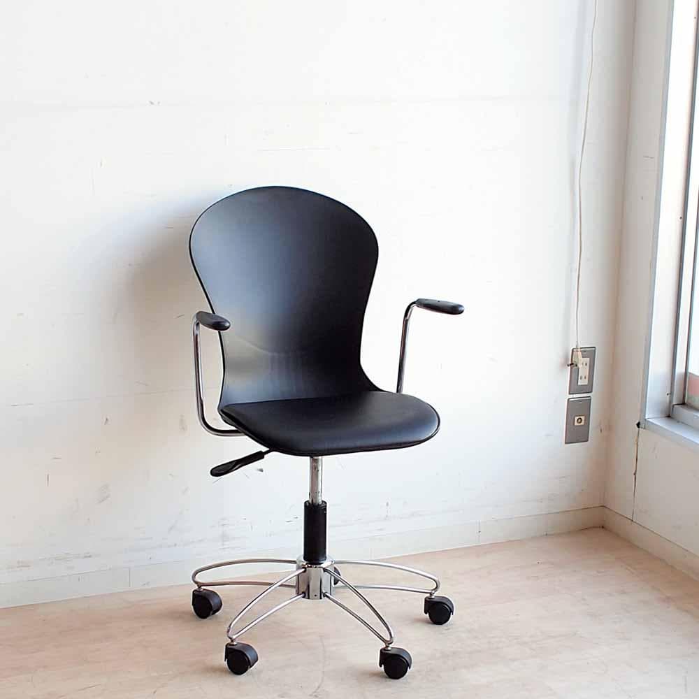 furmax デスクチェア B アーム付きワークチェア ZR24299