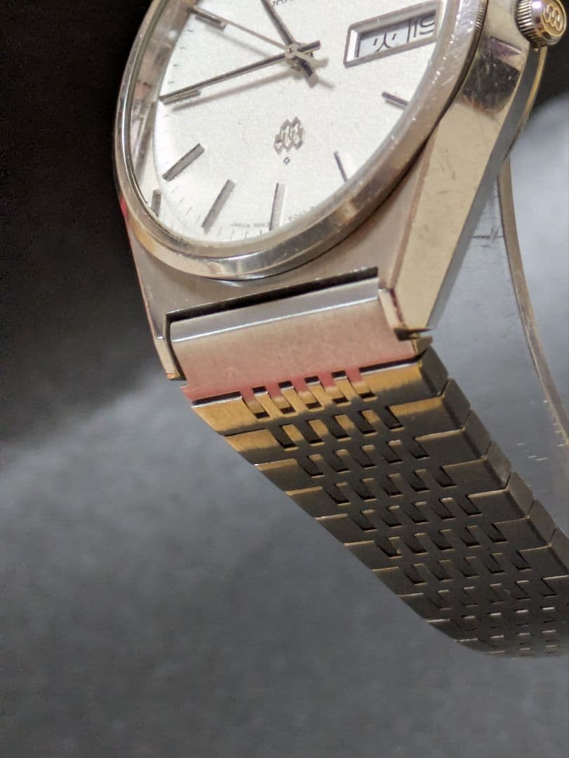 SEIKO GRAND QUARTZ アンティーク腕時計