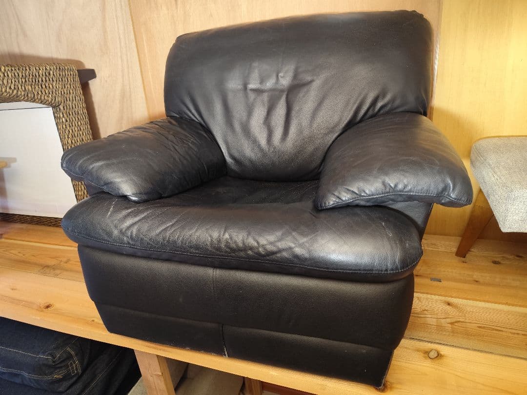 【関東圏限定】高級感 本革風 1人掛けソファ ブラック パーソナルチェア