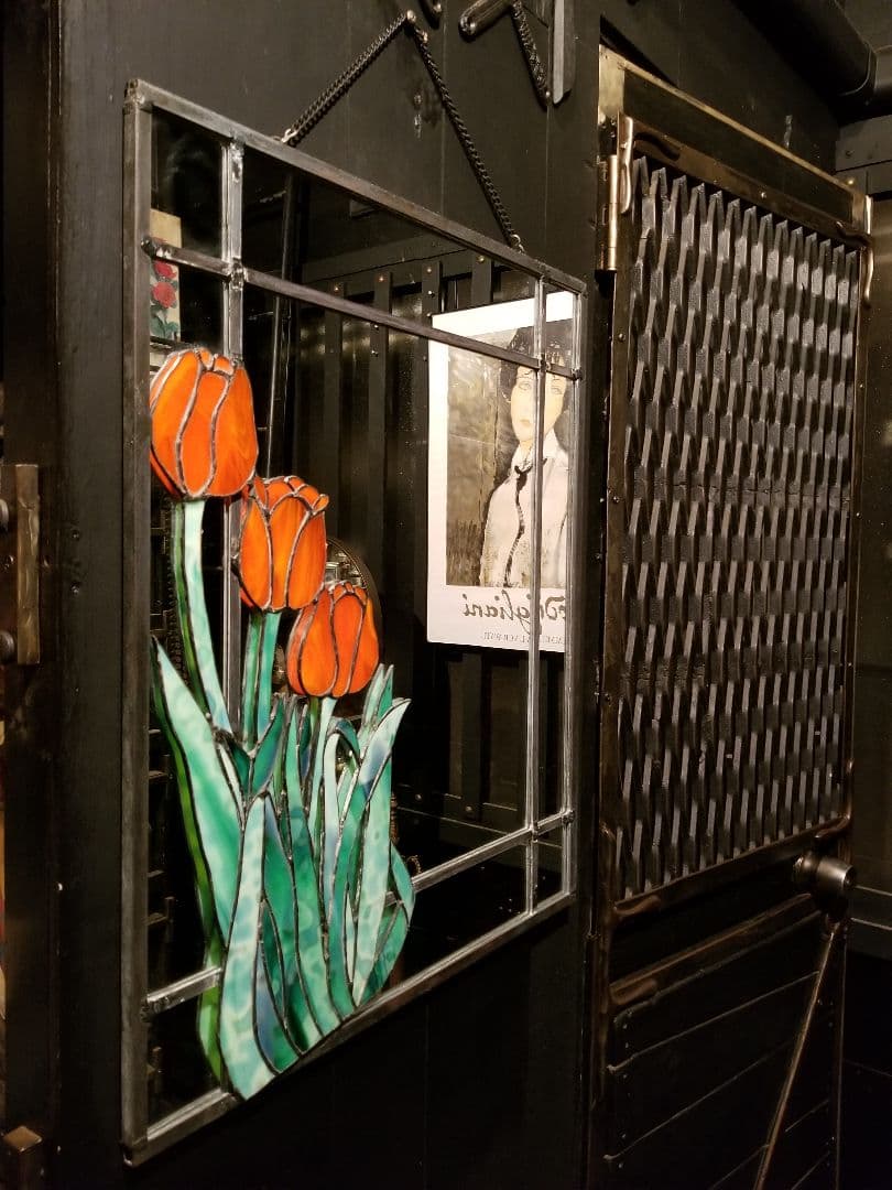 希少　ヴィンテージ　アイアン　チューリップ　ステンドグラス　ミラー　壁掛け　鏡