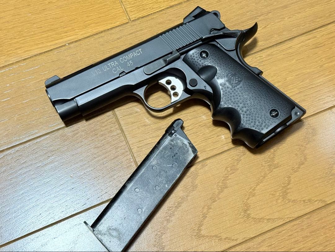 東京マルイ V10ULTRA COMPACT ガスブローバック GBB V10