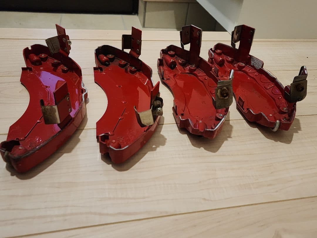 80ハリアーブレーキキャリパーカバー レッド 4個セット