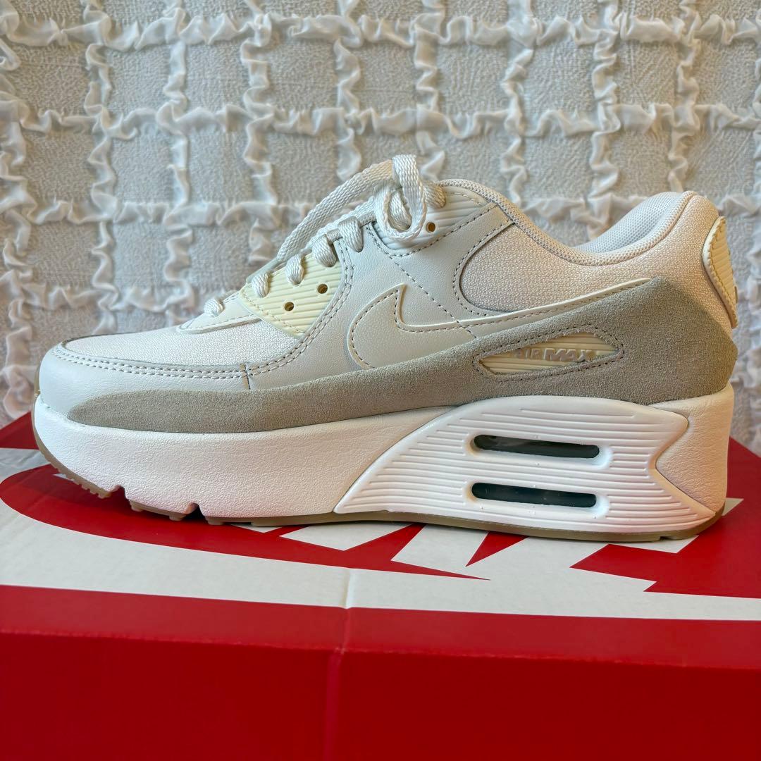 ナイキ エア マックス 90 LV8 ウィメンズシューズ　25cm 厚底