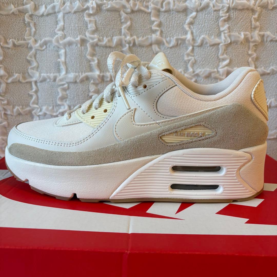 ナイキ エア マックス 90 LV8 ウィメンズシューズ　25cm 厚底