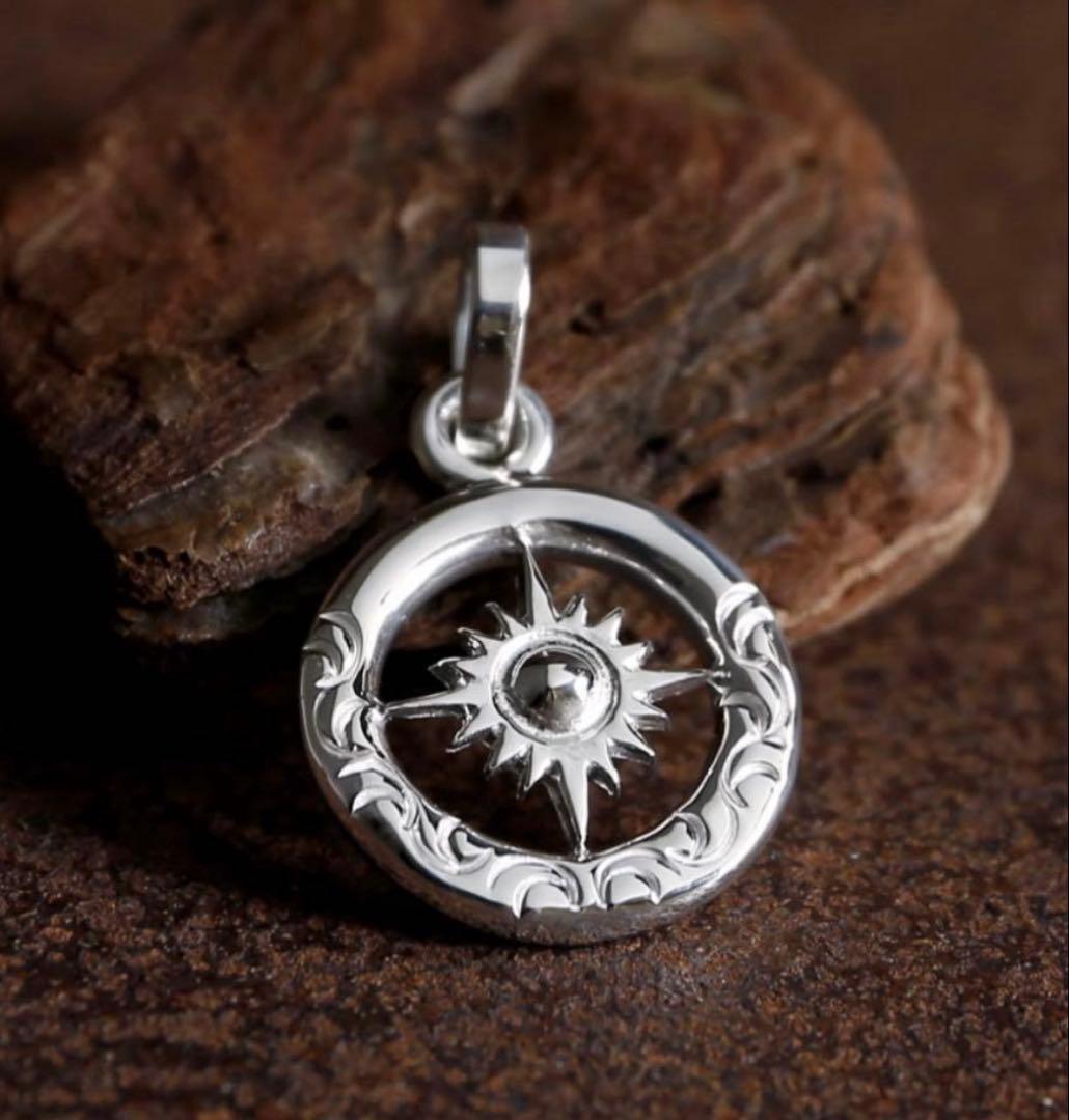 アリゾナフリーダム太陽神ネックレス