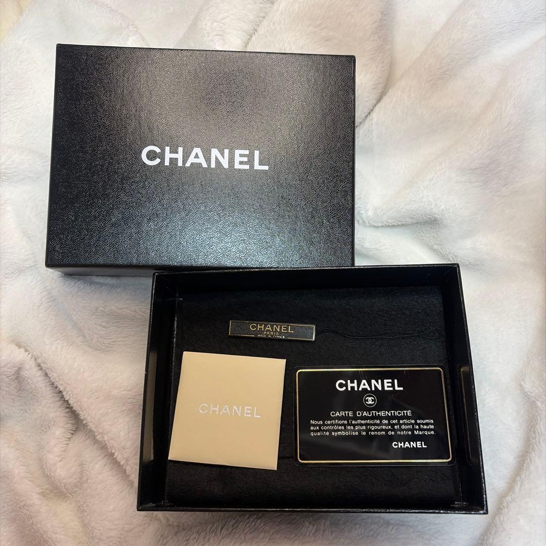 CHANEL キルティング ブラック 二つ折り財布