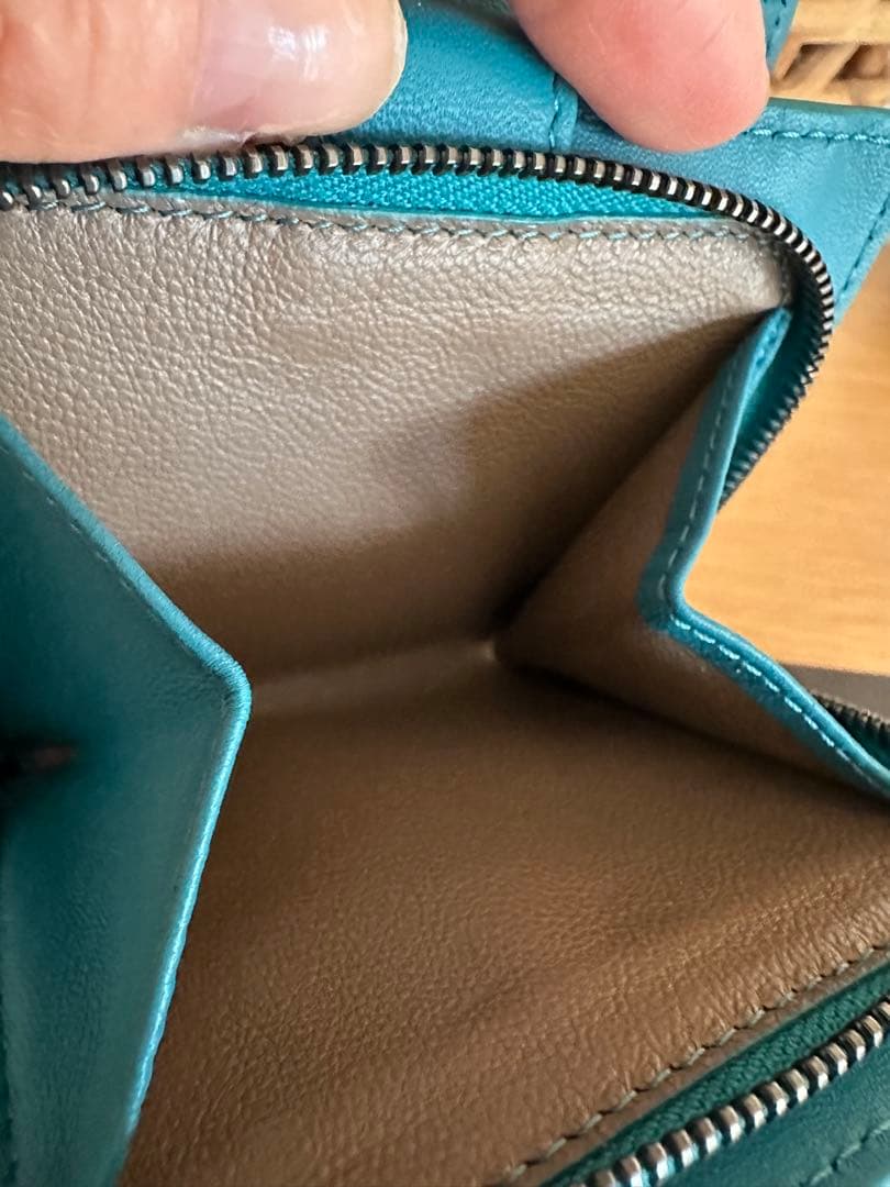 BOTTEGA VENETA 二つ折り財布　ボッテガヴェネタ