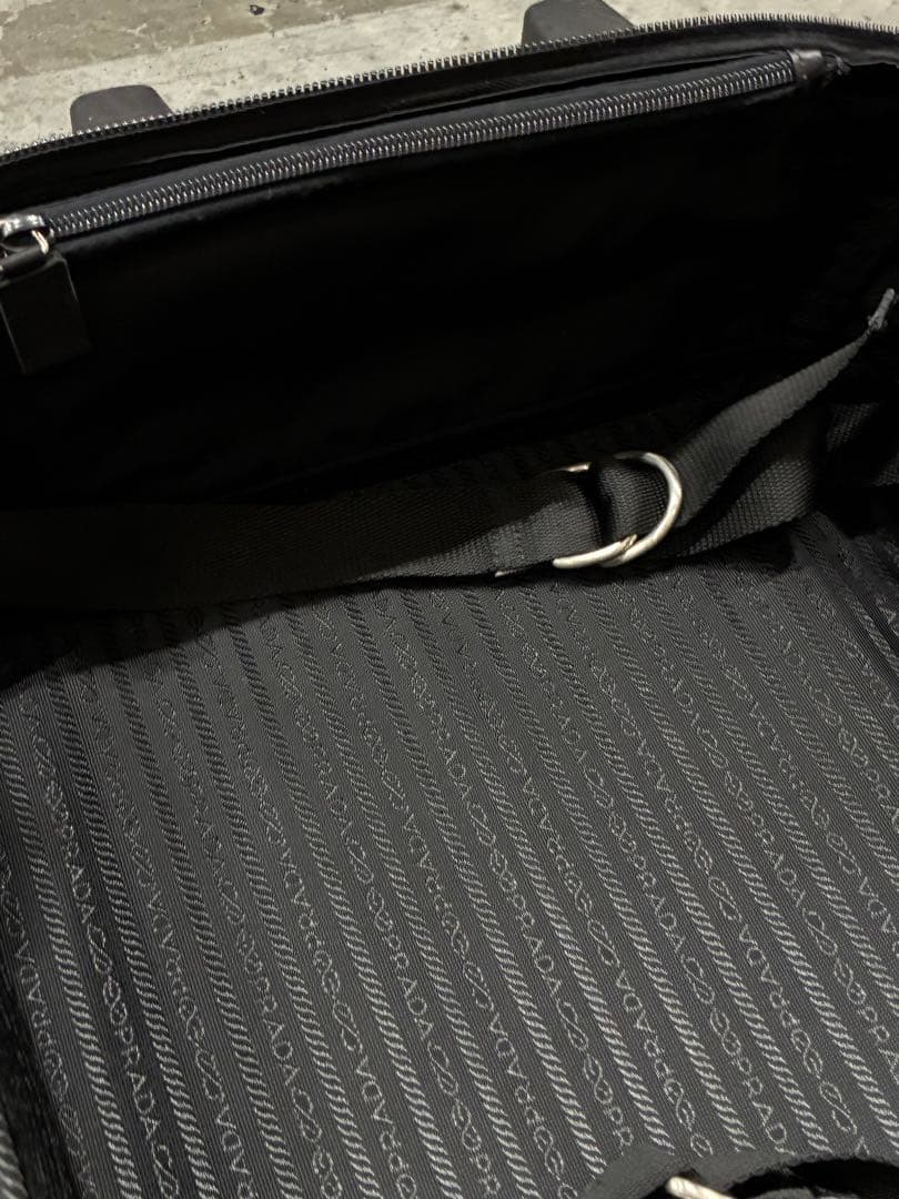 A）プラダ PRADA キャリーケース ブラック系 黒 スーツケース ナイロン