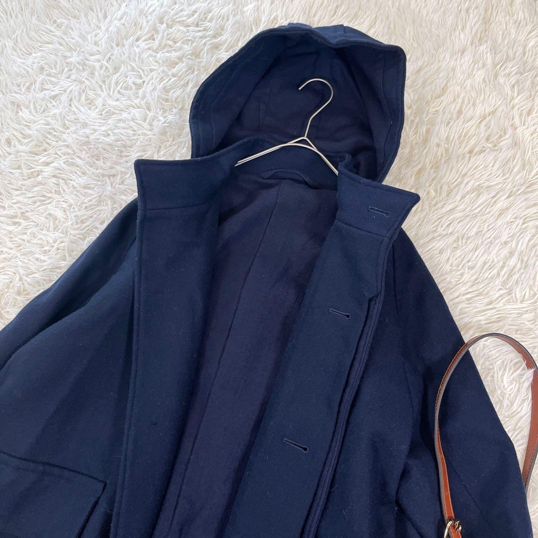 シャルパンティエドゥヴェッソ フーデッドロングコート ウール ボリューム袖 紺