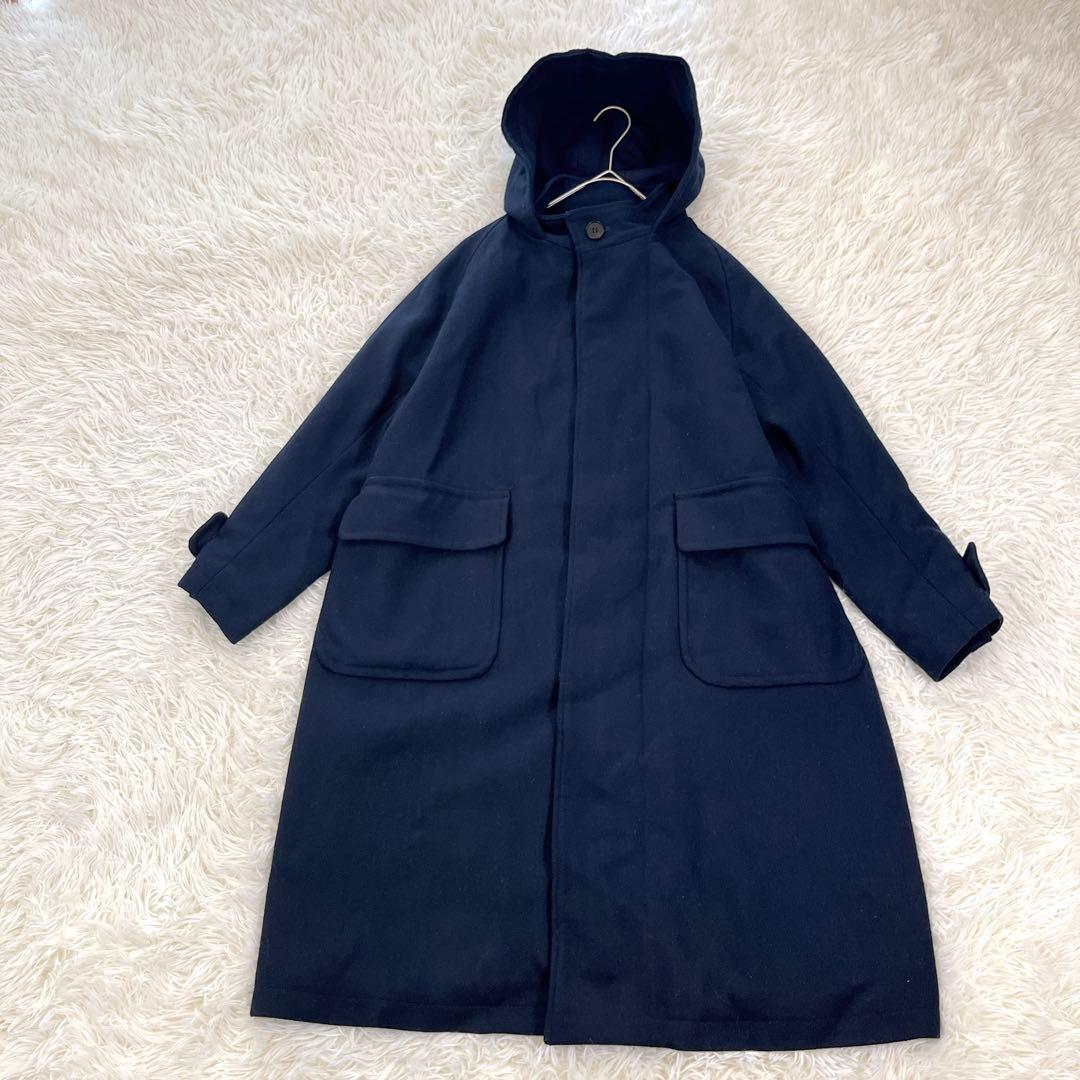シャルパンティエドゥヴェッソ フーデッドロングコート ウール ボリューム袖 紺