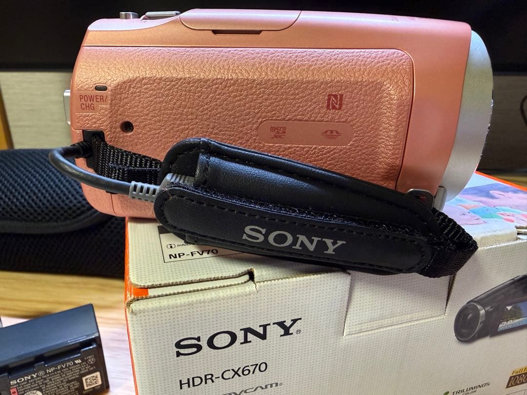 SONY HDR-CX670 ハンディカム　ビデオカメラ　希少　レア　FV70