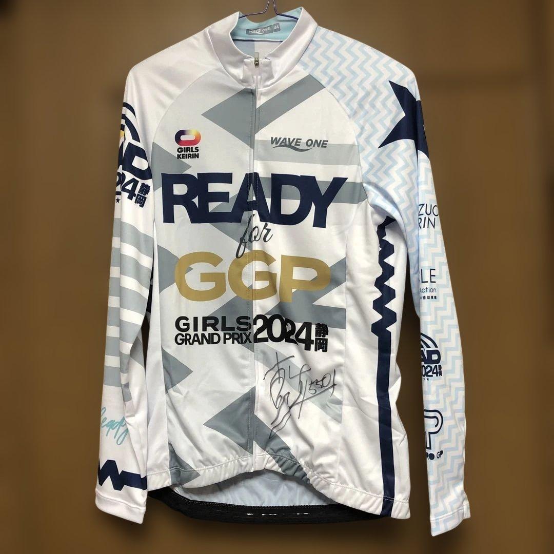 ★お値下げ中★ガールズ競輪　サイン入りユニフォーム　尾方真生選手 競輪